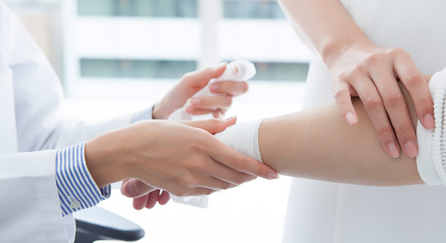 www.desertspringshospital.com Tekanan sebagai obat luka diabetes baik